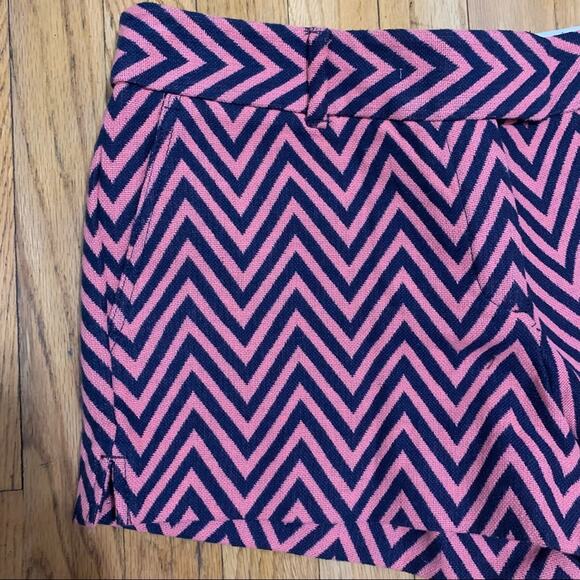 Loft petite chevron print riviera shorts - Picture 3 of 10